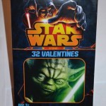 16 Star Wars Valentines with 16 Star Wars Glowsticks
